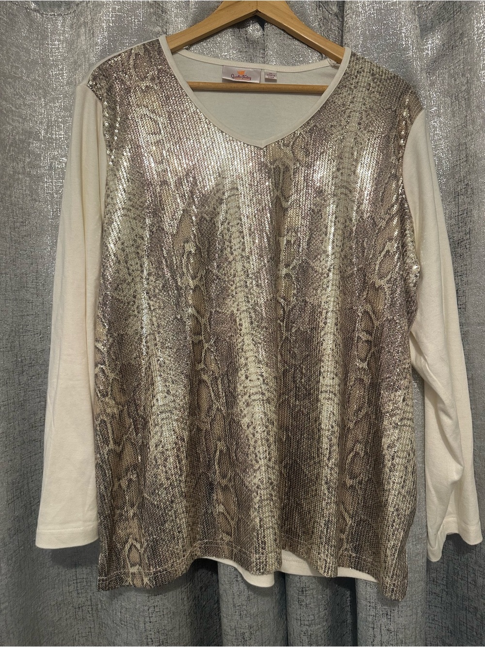Quacker Factory Cream Snake-Print Raglan Pullover - Picture 3 of 7